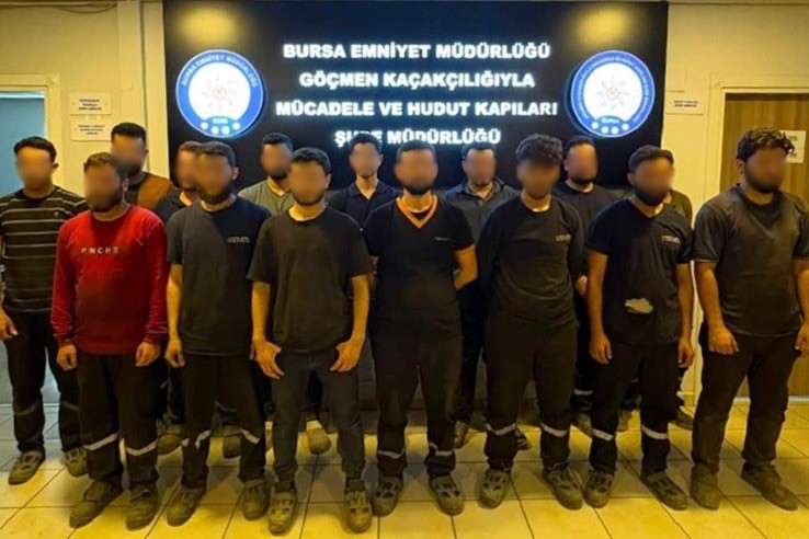 bursa-da-kacak-gocmen-isci-operasyonu-2-organizator-yakalandi