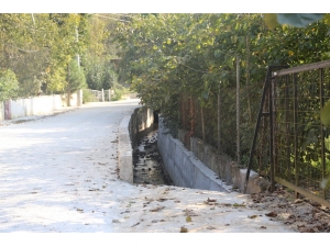 Yanık Mahallesi’nde Dere Taşmalarına Son