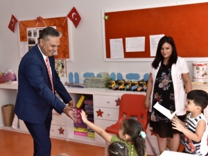 Uysal, Büyükşehir Belediye Başkanlığına Aday