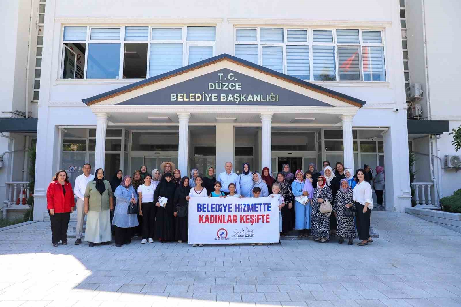 duzce-de-calismalari-yerinde-denetleyen-kadinlardan-projelere-tam-not