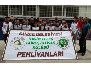 Genç Pehlivanlar Ankara’ya Gitti