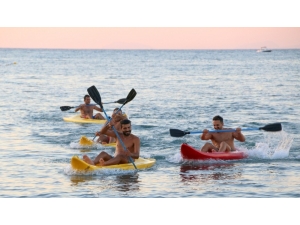Arsuz’da Doğaka Projesiyle Tatilcilere Su Sporları Kursu