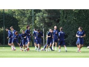 Fenerbahçe, Sivasspor Maçı Hazırlıklarını Sürdürüyor