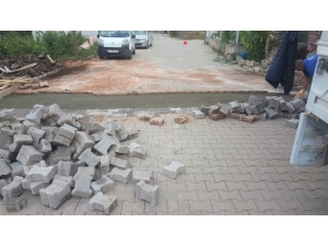 Başiskele’de Parke Yol Çalışmaları Sürüyor