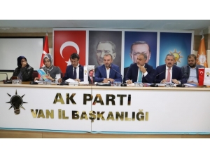 Ak Parti Teşkilat Başkanı Kandemir Van’da