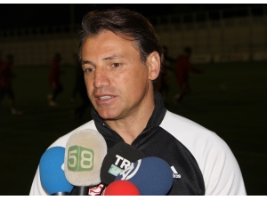 Tamer Tuna: "Fenerbahçe Maçında En İyi Sonucu Alacağız"