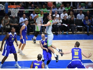 7days Eurocup: Tofaş: 96 - Arka Gdynia: 79