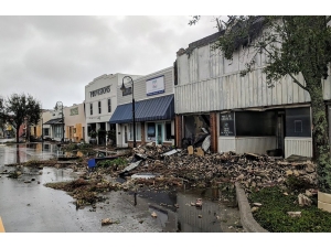 Michael Kasırgası Florida Kıyılarını Vurdu