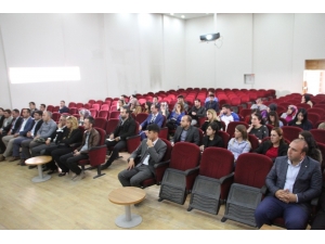 Malazgirt’te Öğretmenler Toplantısı