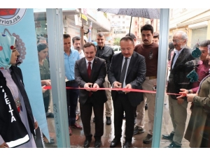 Kayyum Destekledi Kadınlar Sergiledi