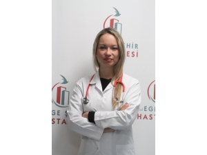 Doğumdan Sonraki İlk Günlerde Anne Sütü Çok Önemli