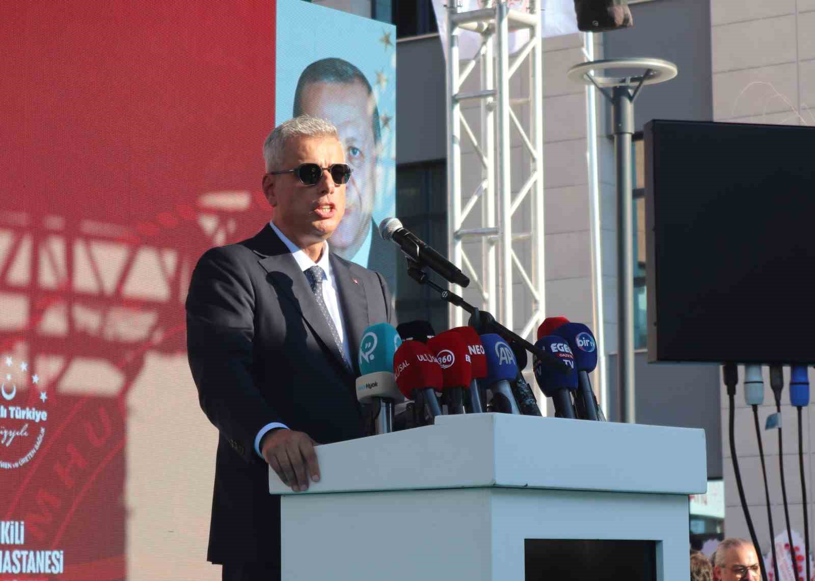 bakan-memisoglu-ndan-izmir-e-dev-mujde-ikinci-sehir-hastanesi-geliyor