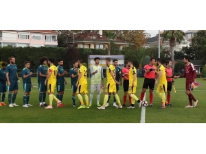 Fenerbahçe, Hazırlık Maçında İstanbulspor’u 3-0 Mağlup Etti