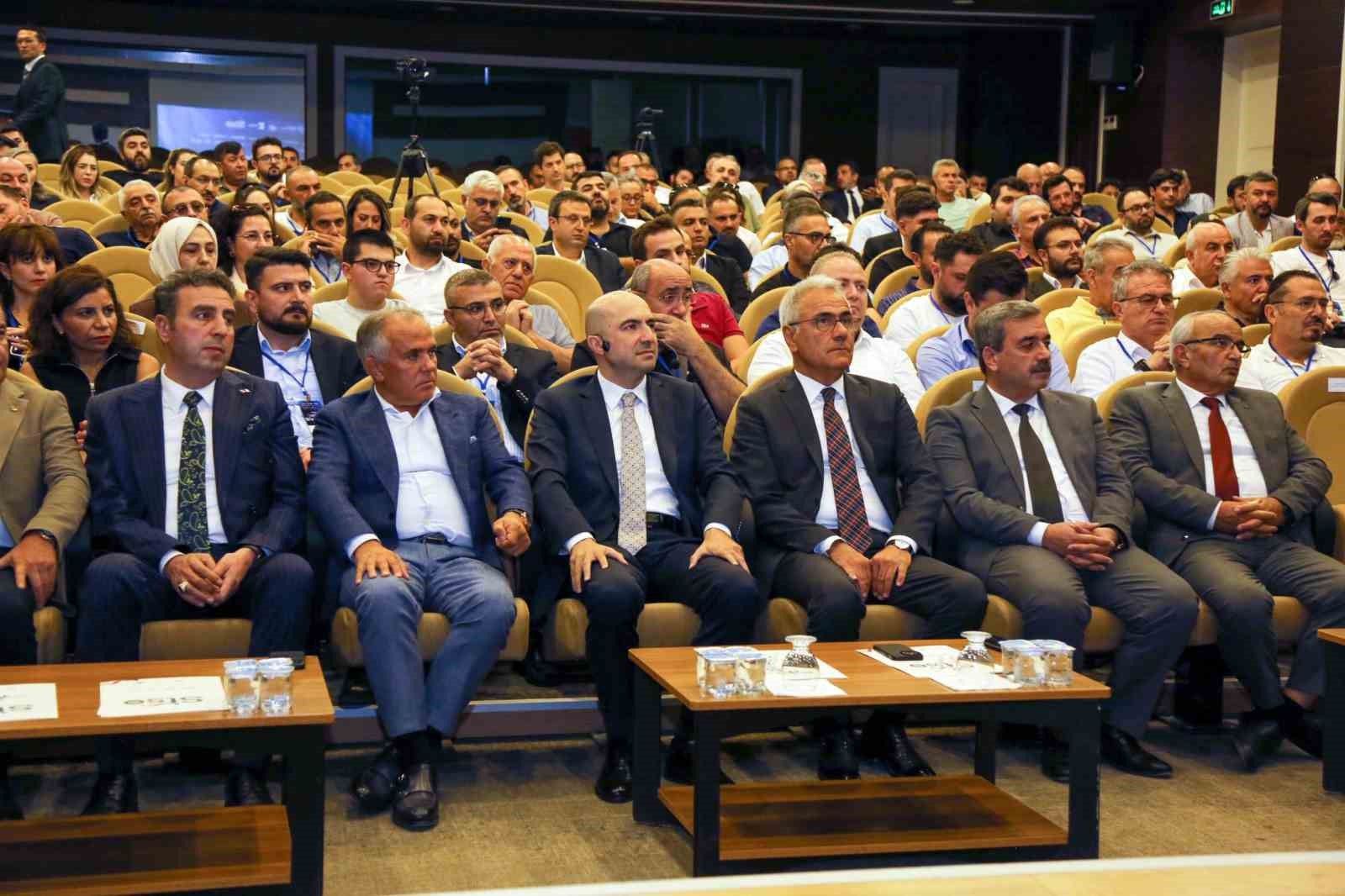 sivas-ta-destek-ve-donusum-toplantisi-stso-ev-sahipliginde-gerceklesti