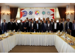 Kayserili Firmalar Yıl Sonuna Kadar En Az Yüzde 10 İndirim Yapacak