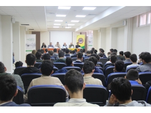 Şair Orhanoğlu: "Şiir Dünyanın Sesidir"