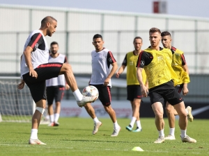 A Milli Futbol Takımı Rusya Maçı Hazırlıklarını Sürdürdü