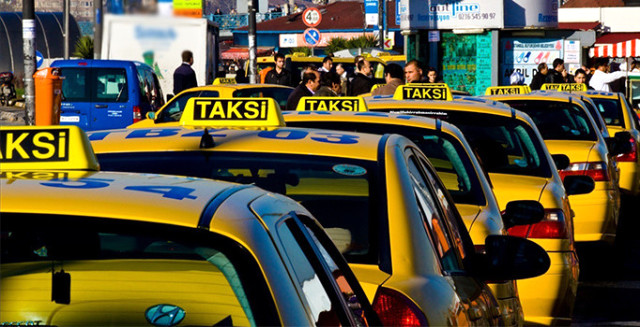 Yolcudan Yüksek Ücret Talep Eden Taksiciler Hakkında Adli Ve İdari İşlem Yapılacak