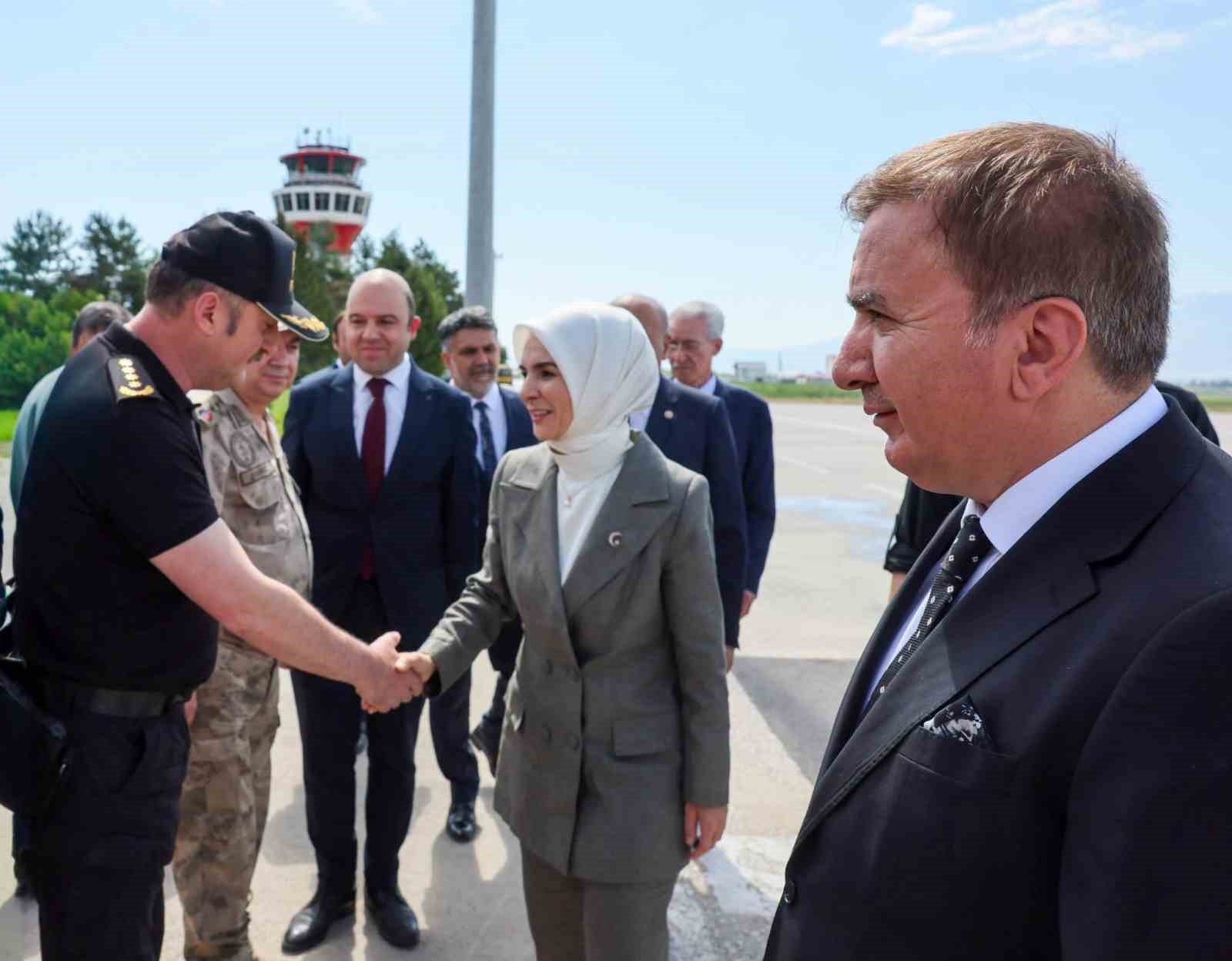 aile-ve-sosyal-hizmetler-bakani-goktas-erzincan-da