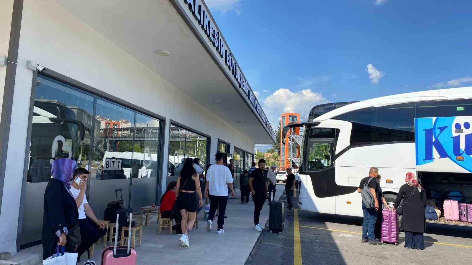 balikesir-buyuksehir-den-ilcelere-modern-ulasim-dokunusu