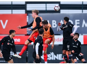 Beşiktaş Hazırlık Maçıyla Çalışmalarını Sürdürdü