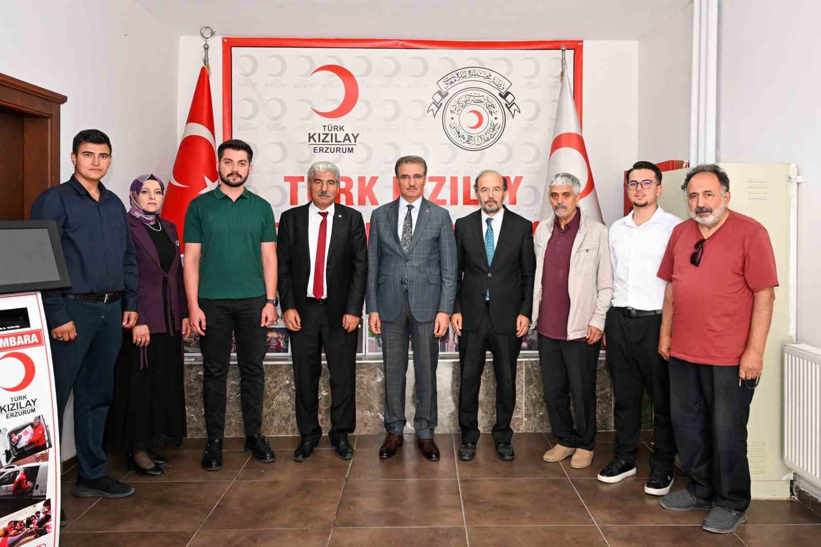 vali-aydin-barus-kizilay-da