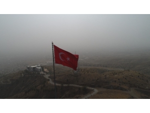 Elazığ’da Toz Bulutu Etkili Oluyor