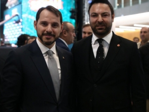 İş Adamı Samut, Hedef 2023 Büyük Türkiye Zirvesi’ne Katıldı