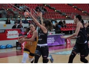 Kadınlar Basketbol Süper Ligi: Bellona Kayseri Basketbol: 69 - Çukurova Basketbol: 73