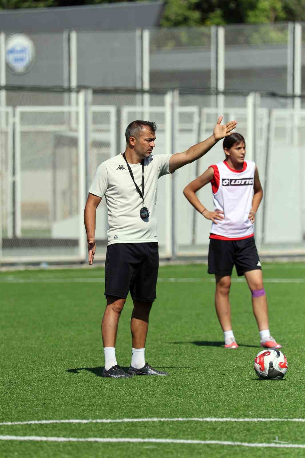 kayseri-kadin-fk-sezona-evinde-basliyor