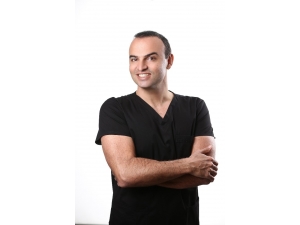 Zirkonyum Dişler İle Tamamen Doğal Görünüm