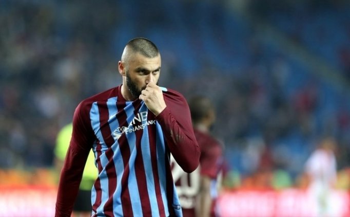 Trabzonspor'da Onur, Burak Ve Olcay Imzalıyor