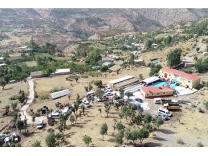 Hayırseverlerden Çatak’a Okul