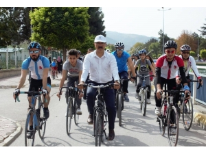 Başkan Bekler, Çöp Topladı Pedal Çevirdi