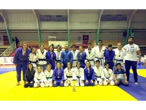 Denizli’de, Salihli Fırtınası Esti