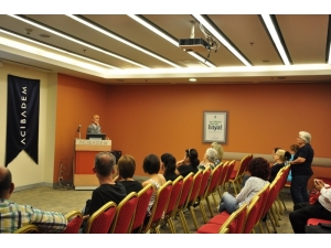 Meme Kanseri Her 8 Kadından Birinde Görülüyor