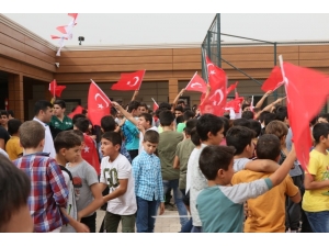 Savaş Mağduru Suriyeli Yetimlere Okul