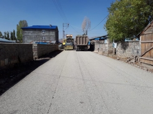 Sarıkamış’ta Yol Çalışmaları Devam Ediyor