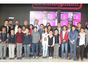 Öğrenciler İlk Kez Sinema İle Buluştu