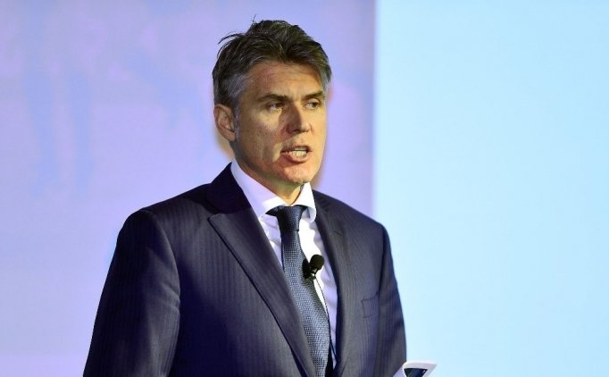 Uefa Elit Hakemlerin Var Eğitimleri Riva'da Yapılacak