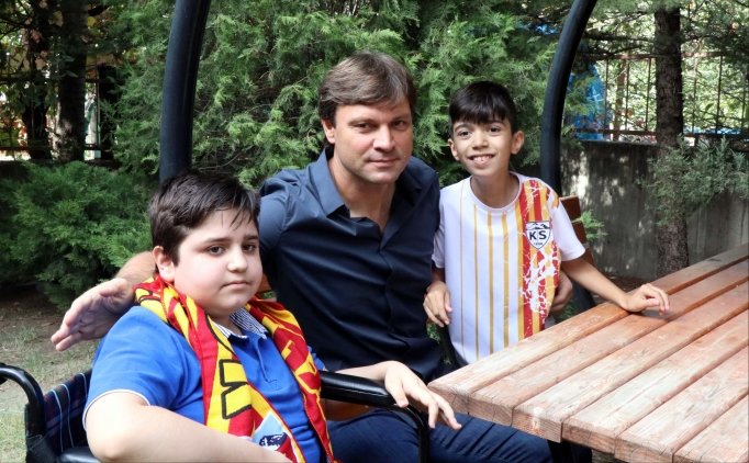 Kayserispor'dan "özel Öğrencilere" Ziyaret