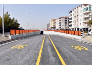 Aksaray’da Tacin Alt Geçidi Trafiğe Açıldı