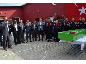 Savaştepe, Genç İtfaiyeci İçin Ağladı