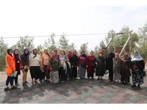 Belediye Tesislerine Vatandaşların Ziyareti Devam Ediyor