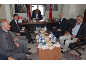 Chp Milletvekilleri Hakkari’de