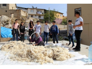 Öğrenciler, Tarihi Mekanları Gezdi, Kış Hazırlıklarını Gördü