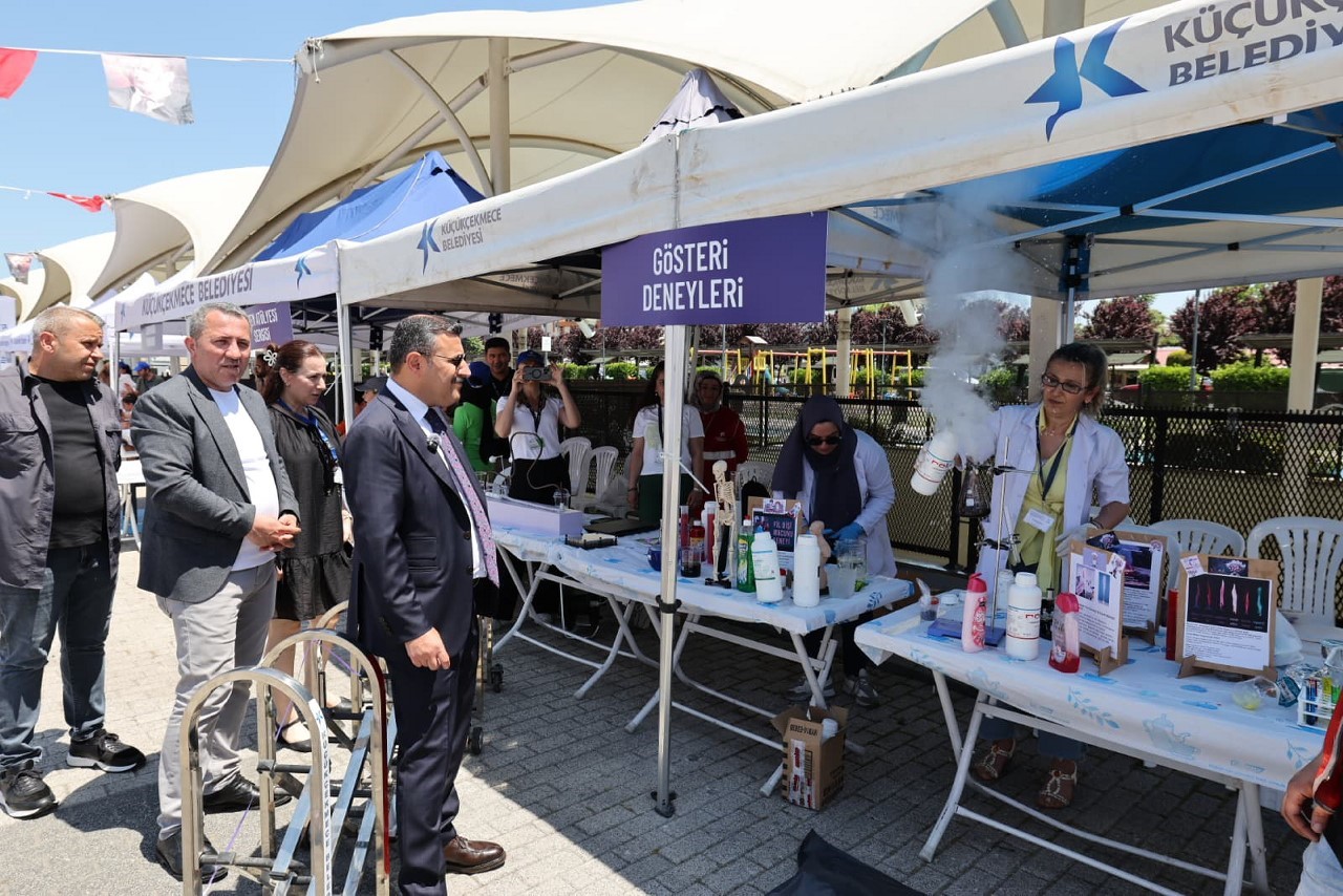kucukcekmece-de-bilim-senligi-duzenlendi