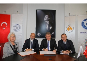 İzmir Ekonomi Üniversitesi İle Egiad Arasında Eğitimde İş Birliği