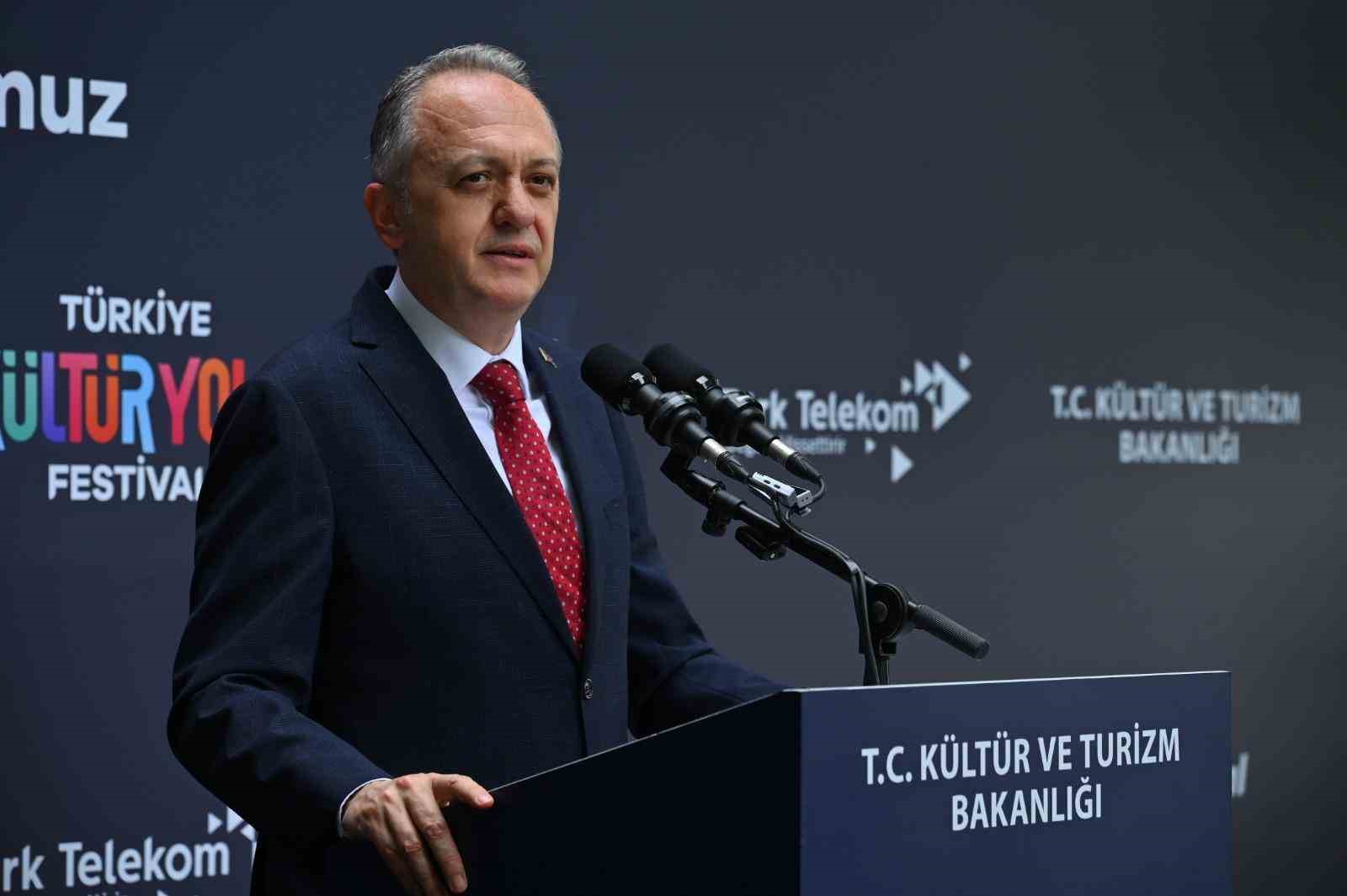 sakarya-da-kultur-soleni-basladi-10-farkli-noktada-186-etkinlik