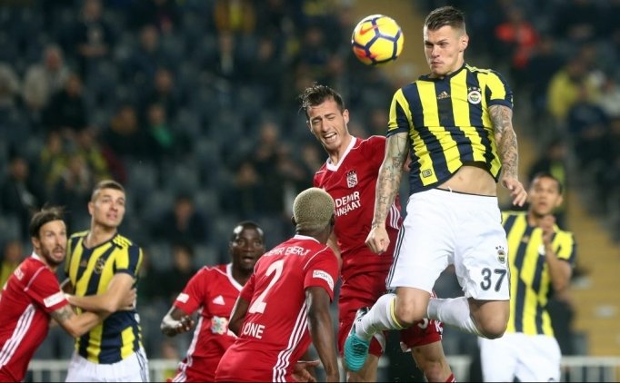 Fenerbahçe'nin, Sivas'a Bileği Bükülmüyor